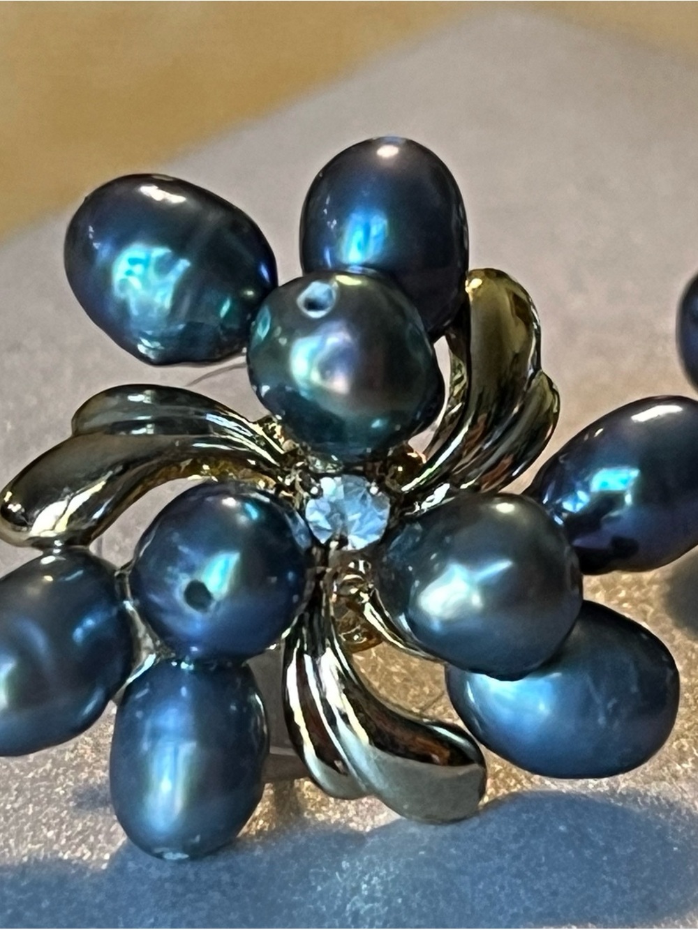 Vintage Blue Pearl Cluster Earrings 💙